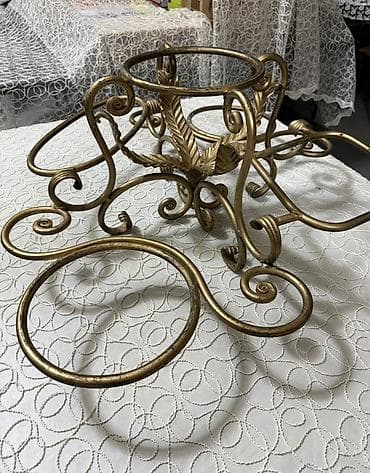 Фастфуд үчүн жабдуулар: Кованая подставка для посуды декоративная, золотистая — 1