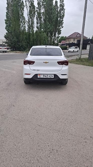 2020: Chevrolet Onix: 2020 г., 1 л, Автомат, Бензин, Седан — 4