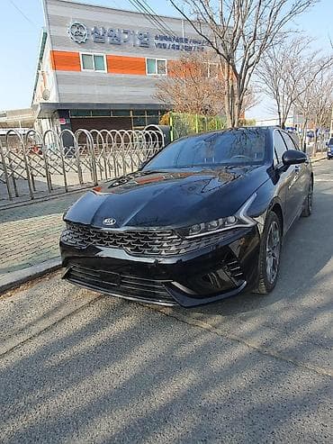 Kia K5: 2021 г., 2 л, Автомат, Гибрид, Седан