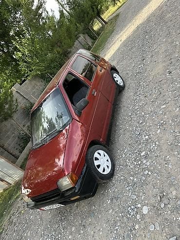 такса парк: Daewoo Tico: 1998 г., 0.8 л, Механика, Бензин, Хэтчбэк — 2
