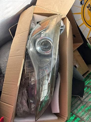 spark 7: Передняя левая фара Toyota 2017 г., США — 1