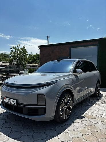 Продажа авто: Lixiang L9: 2025 г., 1.5 л, Автомат, Гибрид, Кроссовер — 3