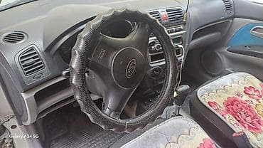 dio 27 af27: Kia Picanto: 2004 г., Хэтчбэк — 5