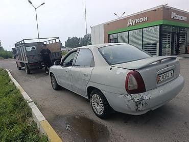Daewoo Leganza: 1997 г., Седан — 5