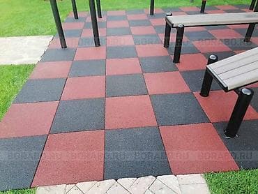 Резиновые плитки сделано в KG. размеры 500 мм х 500 мм толщина 16 мм