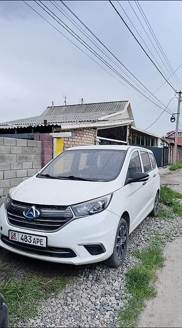 wuling mini ev: FAW : 2018 г., Автомат, Минивэн — 1