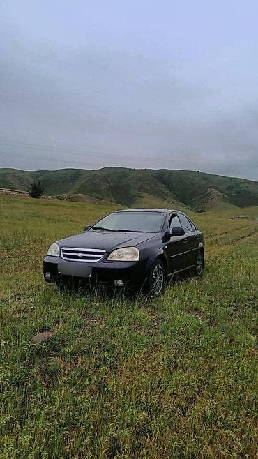 Chevrolet Lacetti: 2012 г., 1.6 л, Механика, Бензин, Седан
