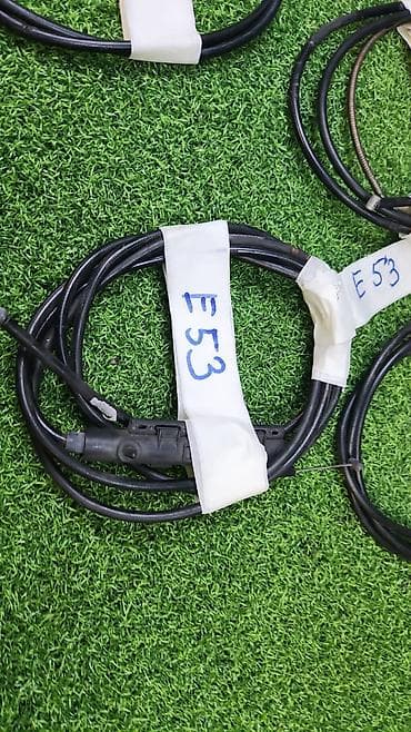 full construction: Тросик капота е53 8 402 614 Год 2004 В отличном состоянии, очень — 3