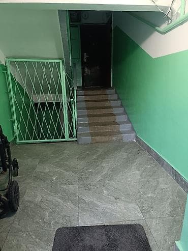 5 микрайон: 2 бөлмө, Риелтор, Чогуу жашоосу жок, Жарым -жартылай эмереги бар — 2