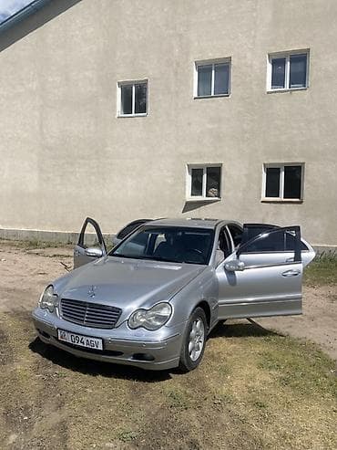 Mercedes-Benz C-Class: 2002 г., 2 л, Автомат, Бензин, Седан — 2
