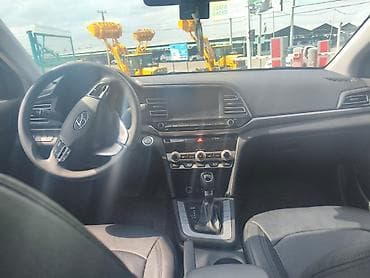 1: Hyundai Avante: 2018 г., 1.6 л, Автомат, Бензин, Седан — 10
