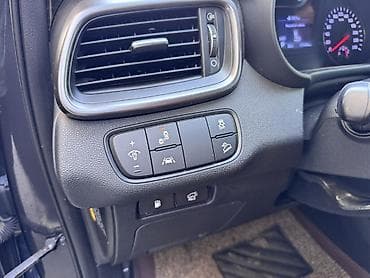 Продажа авто: Kia Sorento: 2018 г., 2 л, Автомат, Дизель, Кроссовер — 7