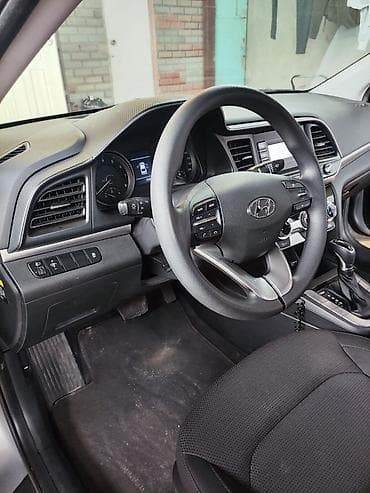 Продажа авто: Hyundai Avante: 2019 г., 1.6 л, Автомат, Газ, Седан — 4