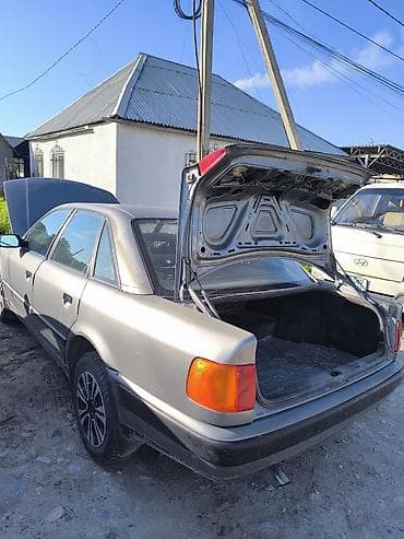 Audi: Audi 100: 1990 г., Механика, Седан — 5