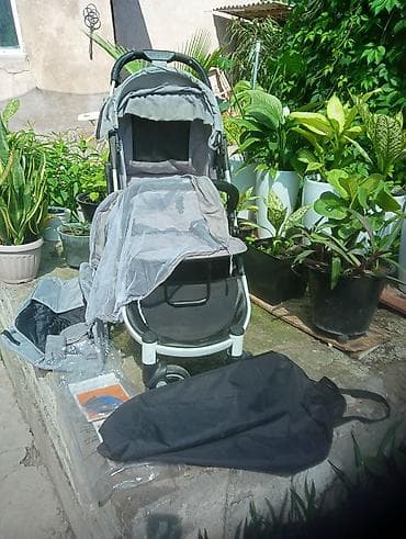 коляски для путешествий: Прогулочная коляска BeneBaby 5000 сом + высокий стульчик для кормления — 6
