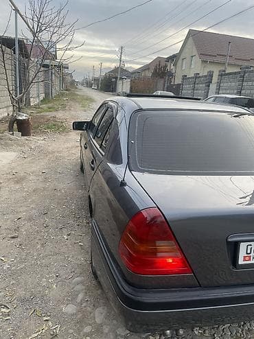 Продажа авто: Mercedes-Benz C-Class: 1994 г., 2 л, Автомат, Бензин, Седан — 4