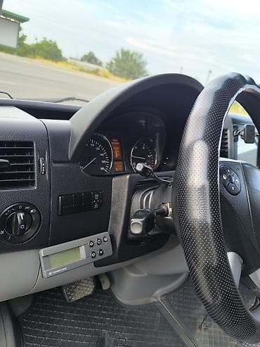 сидения эстима: Mercedes‑Benz Sprinter CD 315 646 простой двигатель холодильник — 7