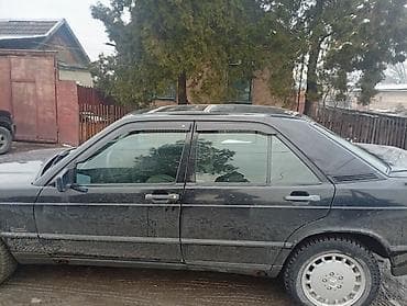 бампер на 124 мерс: Mercedes-Benz 190: 1987 г., 2.3 л, Ручные, Бензин, Седан — 3