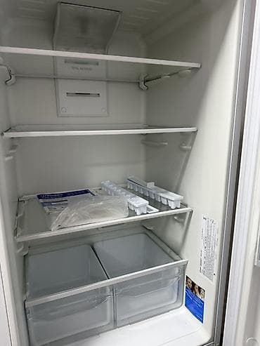 ice bath: Холодильник Indesit с нижней морозильной камерой. Б/у цена 18000 — 3