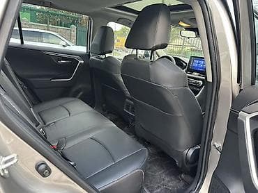 range rower: Toyota RAV4: 2022 г., 2 л, Автомат, Бензин, Кроссовер — 10