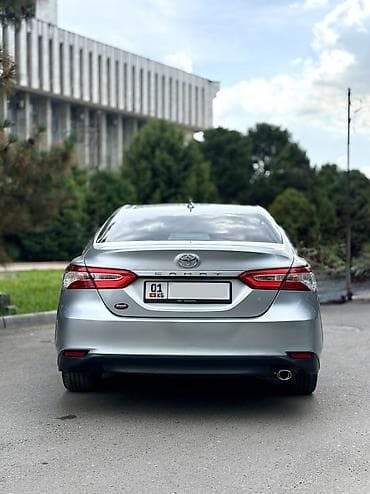 Продажа авто: Toyota Camry: 2019 г., 2.5 л, Автомат, Бензин, Седан — 4