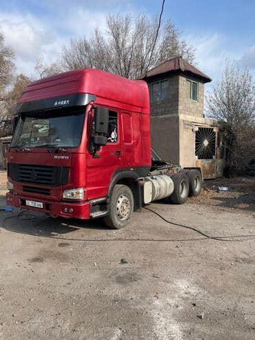 не рабочий авто: Тягач, Howo, 2013 г., Без прицепа — 5