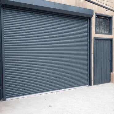 Коммерческое помещение под магазин/офис/сервис - Формат: фасадный