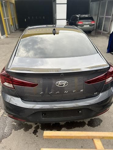 Продажа авто: Hyundai Avante: 2018 г., 1.6 л, Автомат, Бензин, Седан — 5