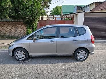 Honda Jazz: 2008 г., 1.3 л, Механика, Бензин, Хэтчбэк at lalafo.kg Honda Jazz: 2008 г., 1.3 л, Механика, Бензин, Хэтчбэк
