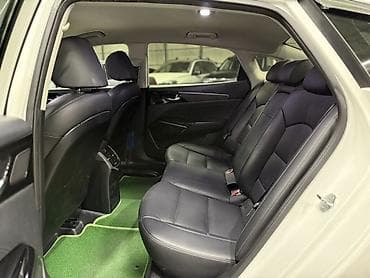 byd e7: Kia K7: 2019 г., Седан — 8