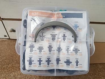 шпатель профессиональный: Набор автомобильных клипс и крепежей в пластиковом органайзере - — 1