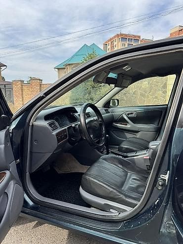 corolla 2004: Toyota Camry: 1997 г., 3 л, Автомат, Газ, Седан — 7