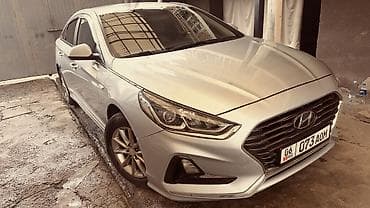 11 r20: Hyundai Sonata: 2018 г., Автомат, Газ — 3