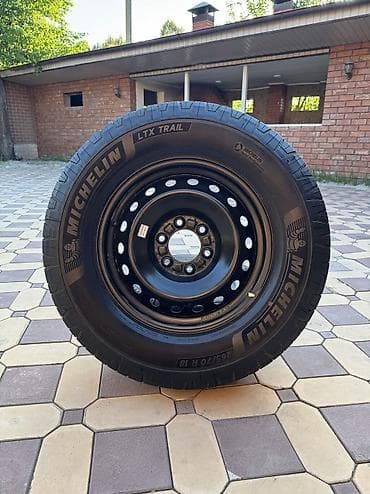 Дөңгөлөктөр монтажда 265 / 70 / R 18, All-season, Жол тандабастар (АТ/МТ), Темир, тешиктери - 5 — 1