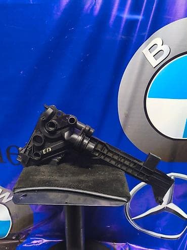 Кронштейн теплообменника на BMW E53 Рекомендации: - Перед покупкой