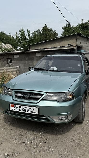 Унаа: Daewoo Nexia: 2008 г., 1.6 л, Кол менен иштөөчү, Бензин, Седан — 3