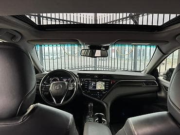 android bmw: Toyota Camry: 2018 г., Гибрид, Седан — 9