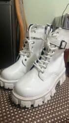 оптом ботинки: Сапоги женские качественные теплые срочно продам — 3
