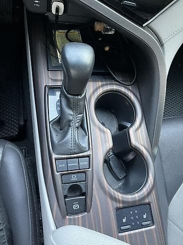 camry 7: Toyota Camry: 2018 г., 2.5 л, Автомат, Бензин, Седан — 9