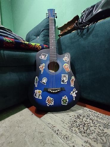 продаю синтезатор: Акустическая гитара 6‑струнная, форма корпуса Dreadnought с вырезом — 2