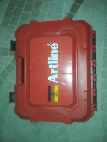 скупка акумуляторов: Продаю для шуруповёрта новые аккумуляторы 2 штуки, зарадное устройство — 3