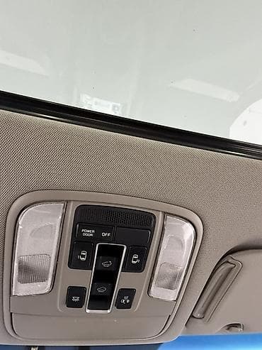 vin code: Kia Carnival: 2017 г., 2.2 л, Автомат, Дизель, Минивэн — 10
