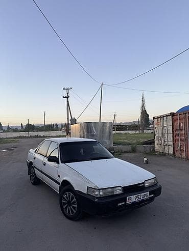 продаю или меняю с доплатой: Mazda 626: 1989 г., 2 л, Механика, Бензин, Седан — 4