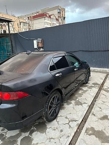 кондиционер honda: Honda Accord: 2004 г., 2 л, Автомат, Газ, Седан — 4
