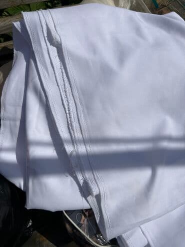 зелен: Скатерти дл.2.2м,шир.1.5 Отдам 9шт бордо +1 зел. за 1500 Бархат — 3