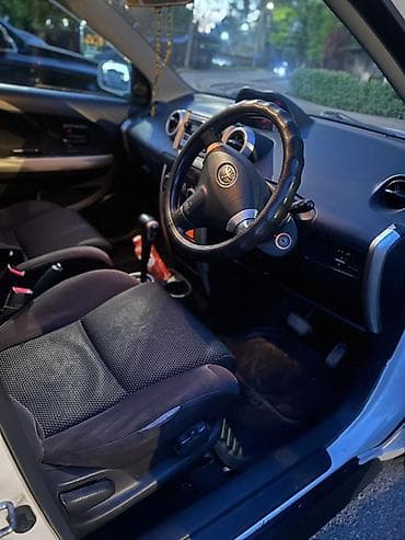 e53 4 8: Toyota Ist: 2003 г., 1.3 л, Автомат, Бензин, Хэтчбэк — 10