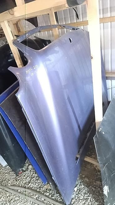 w211 клапан: Капот Mercedes-Benz, Оригинал — 1