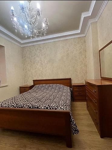 комоды шкафы тумбы: Спальный гарнитур, Б/у, Двуспальная кровать, Шкаф, Комод, Дерево, цвет - Коричневый — 2