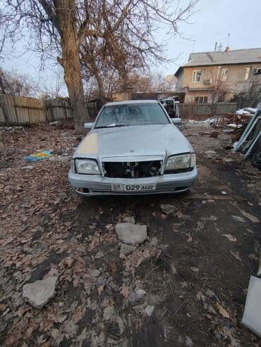 mazda 323: Mercedes-Benz C-Class: 1996 г., 2 л, Автомат, Бензин — 6