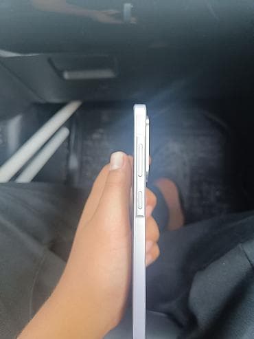 iphone 2020: Samsung Galaxy A36 5G, Б/у, 256 ГБ, цвет - Серебристый — 4